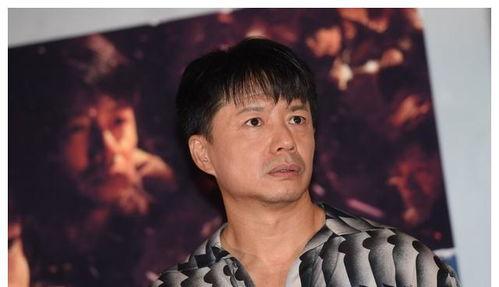 男星吃瓜爆料事件视频,揭秘幕后真相与情感纠葛 第1张 男星吃瓜爆料事件视频,揭秘幕后真相与情感纠葛 第1张